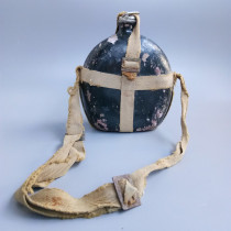 Before and after the liberation retired aluminum Cork old kettle old objects collection