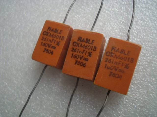 FIA BLE 160V 0 261UF generation 0 22UF 1% copper foot audio capacitor 136 only = 750 yuan