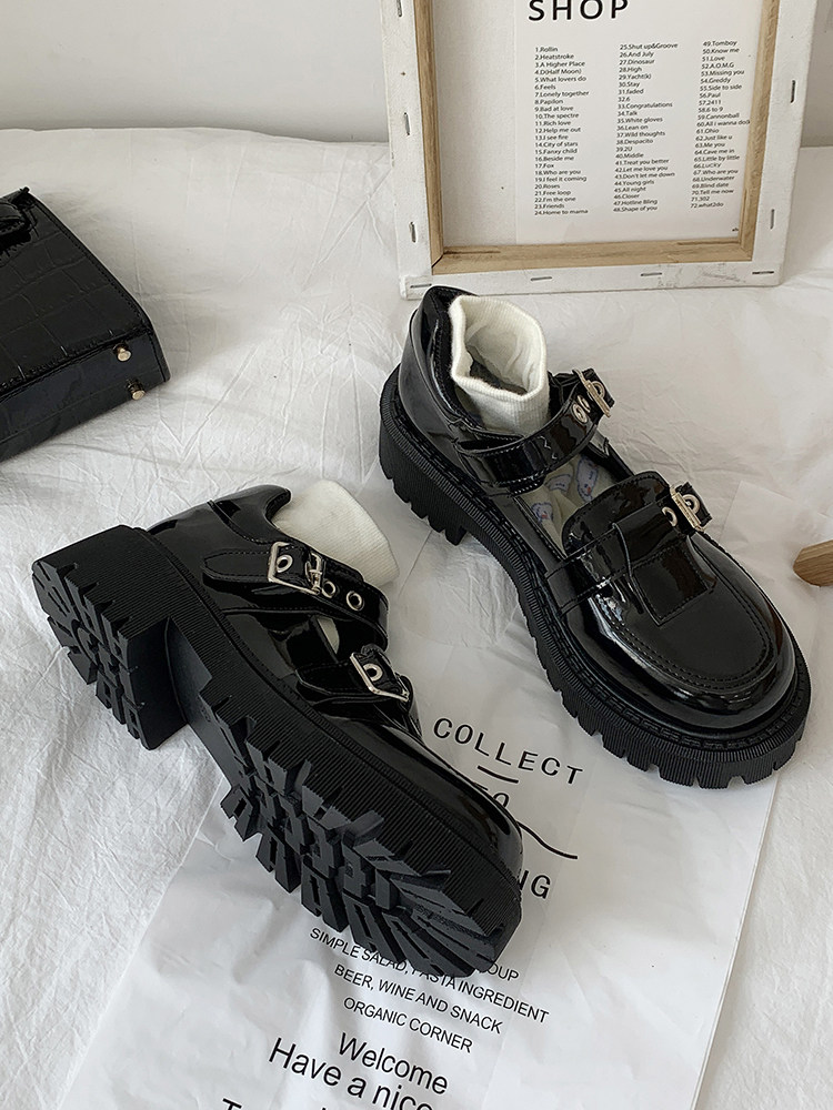 Overseas Inn Wind Breeze Small Piste Woman 2021 New Korean Version 100 Hitch Thick Heel Thick Undermary Skewed Female Slant 