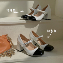 Overseas 2021 New Magic Stick Pearl Chain Single Shoes Woman Mary Treasures Shoes Retro Coarse Heel Small Leather Shoes