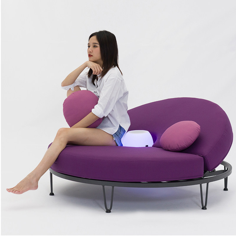 Designer Outdoor Lying Bed Villa Holiday Village Casual Lying Bed Balcony Patio Sofa Outdoor Round Bed