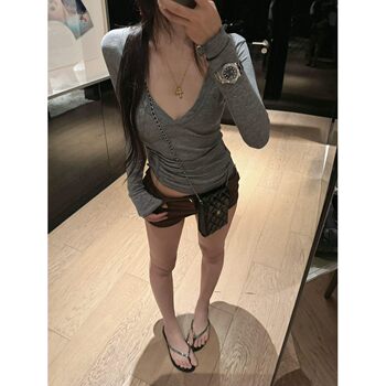 Trendy Hot Girl Pure Desire Deep V-Neck Slim Fit Long-Sleeve T-Shirt for Women Early Autumn New Versatile Waist-Cinching Regular Shoulder Top