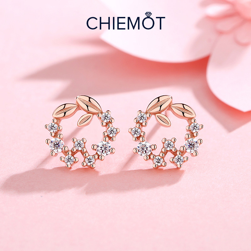 Earrings female autumn and winter sterling silver earrings 2021 New Tide niche design sense advanced sense light luxury unique earrings