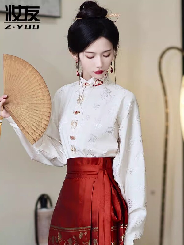 Traditional Chinese Style Hanfu Set, New Chinese-Style Embroidered Shirt with Airplane Sleeves, Dress Paired with a Mamian Skirt, Zen-Inspired Women's Clothing