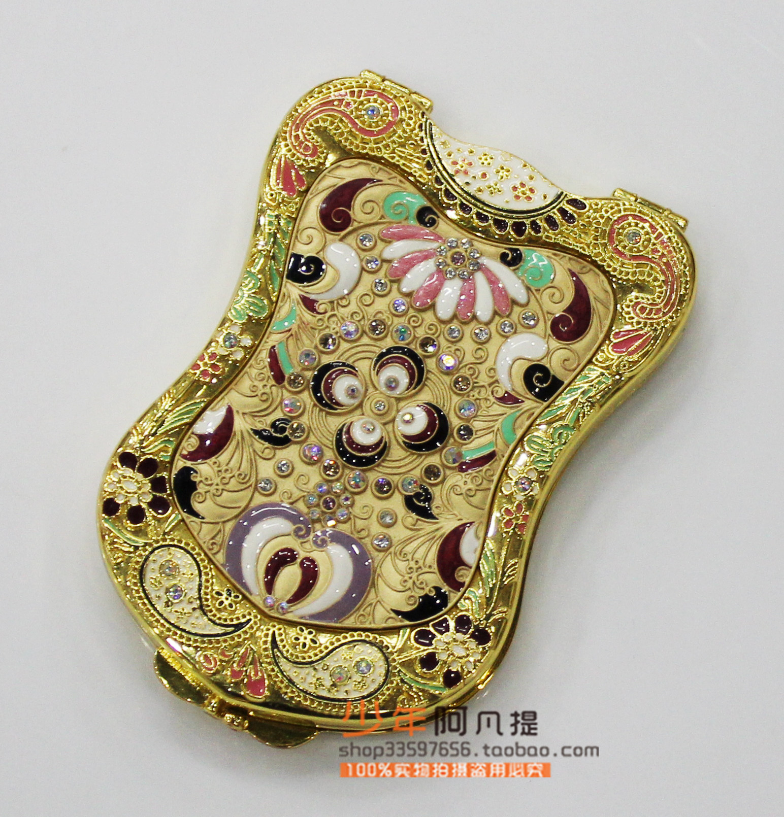 Russian high-grade metal European makeup mirror folding portable small mirror retro cute castle mirror palace bronze mirror