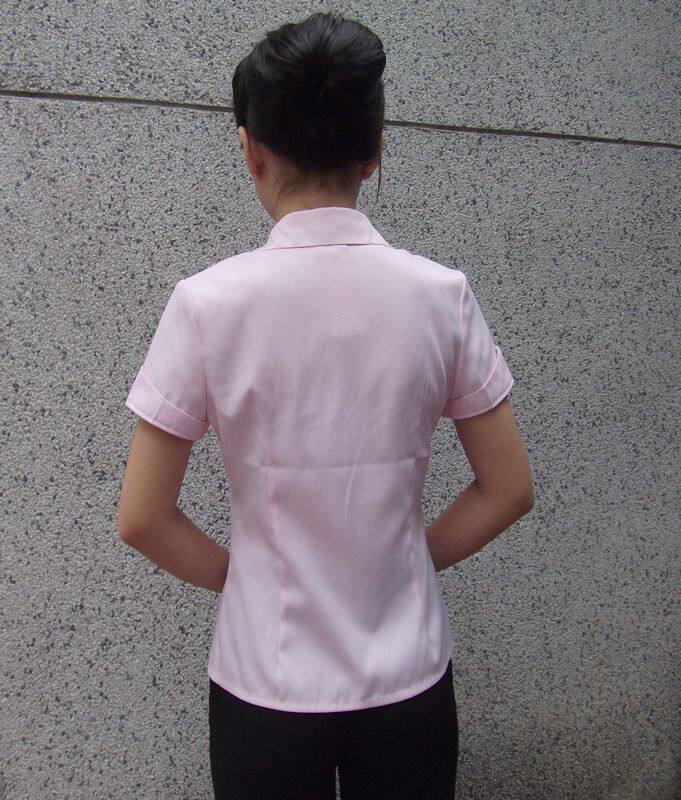 Розовая рубашка, V-образный вырез, облегающий крой, в корейском стиле, короткий рукав 