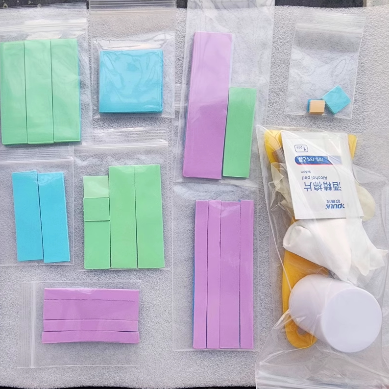 Colorful Rtx2080Ti Graphics Card Power Supply Memory Capacitor Has Been Cut and Accurate Dual-Mode Thermal Conductive Silicone Gasket + Silicone Grease