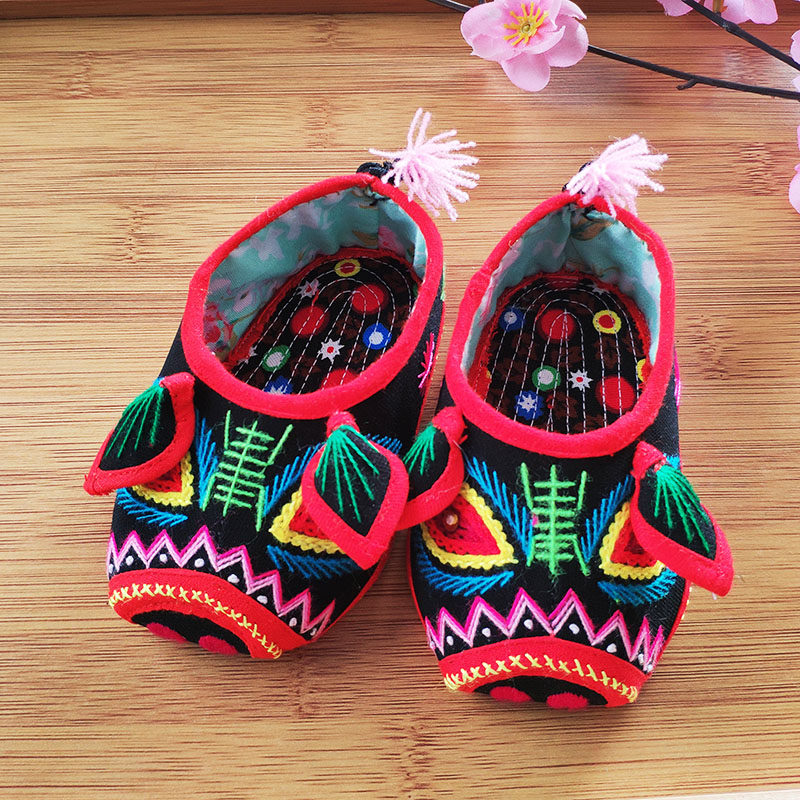 Pig head shoes baby cloth shoes spring and autumn single shoes men and women baby tiger head shoes pure handmade traditional shoes black