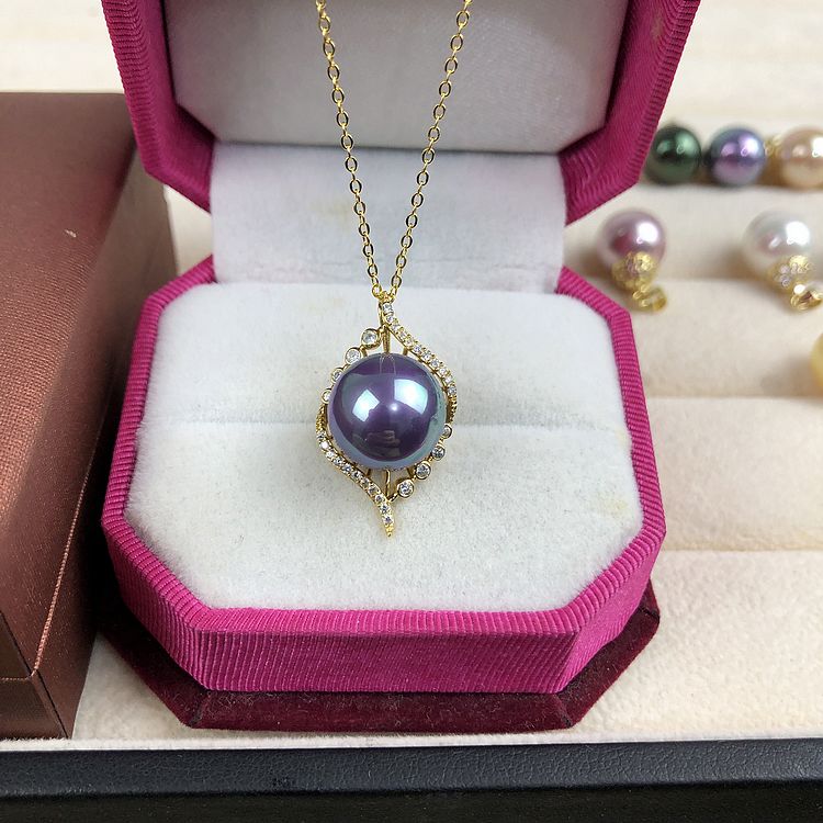 New products S925 silver Fashion inlaid with female Pendant Natural Seawater Mother Bay Beads Necklace Pendant Not Pearl White