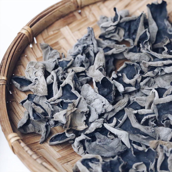 Lework -- Yunnan black fungus cloud ear quality black meat thick and fragrant 300 gr large packaging is more affordable