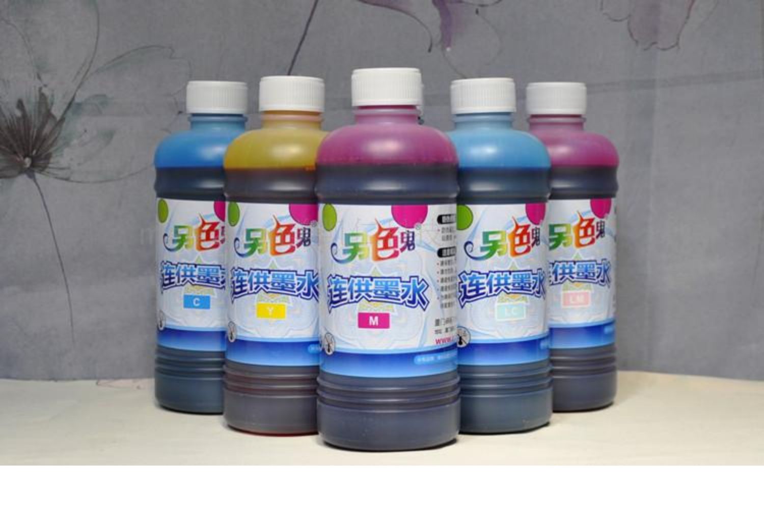 Một bóng ma màu khác với mực 500ML cho mực máy in Epson 1390R230R330 Canon 6580 - Mực giá mực máy in
