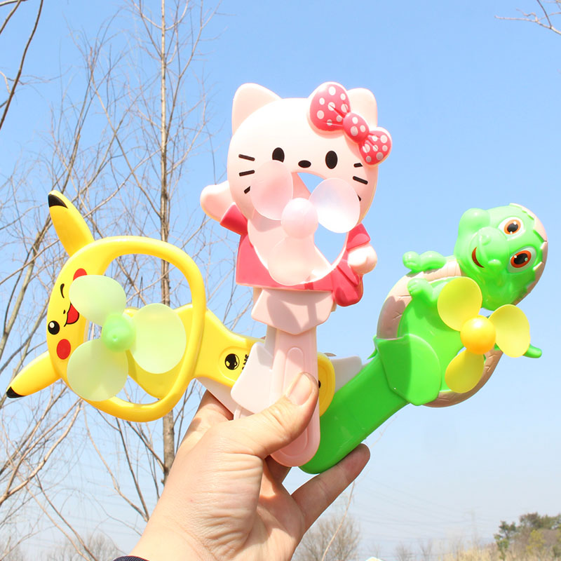 Children's cartoon hand-shake small fan portable dormitory mini fan student reward small gift opening giveaway