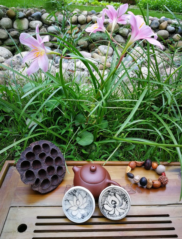 Ming Dynasty mid - term blue - flower pad - grinding cup - mat Lotus Lotus one - pair B group