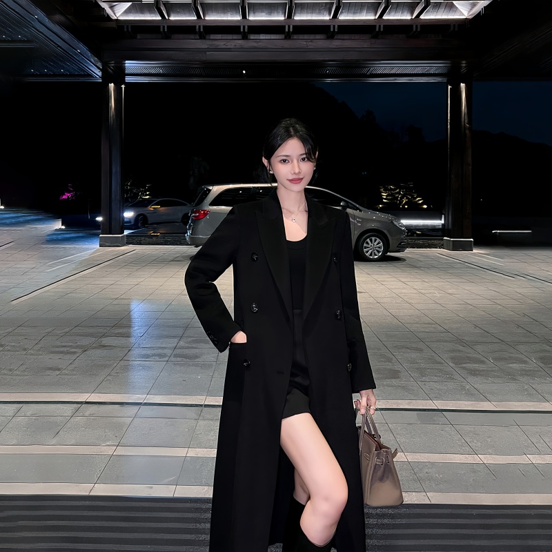 Black Double-Sided Cashmere Coat for Women, New Autumn and Winter Mid-Length Style, Regular Shoulder, Double-Breasted, High-End Suit Woolen Coat Black Double-Sided Cashmere Coat for Women, New Autumn and Winter Mid-Length Style, Regular Shoulder, Double-Breasted, High-End Suit Woolen Coat