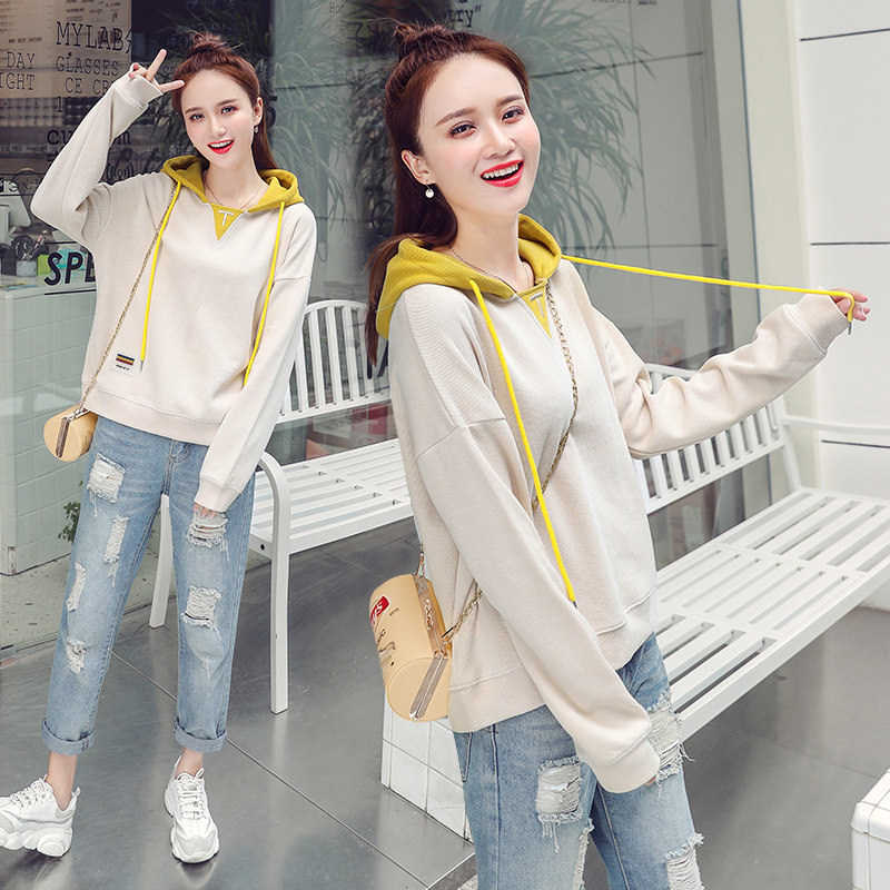 2022 This year Pop the new Early Spring Ladies Lianhood Sports Shirt shorts jacket bursting jacket Spring and autumn slim outside wearing