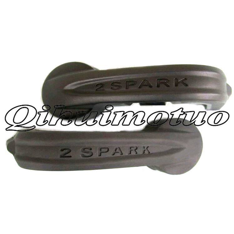 Applicable BMWR1150RT GS R1150 RS double ignition cylinder head spark plug cover engine fire plug lid