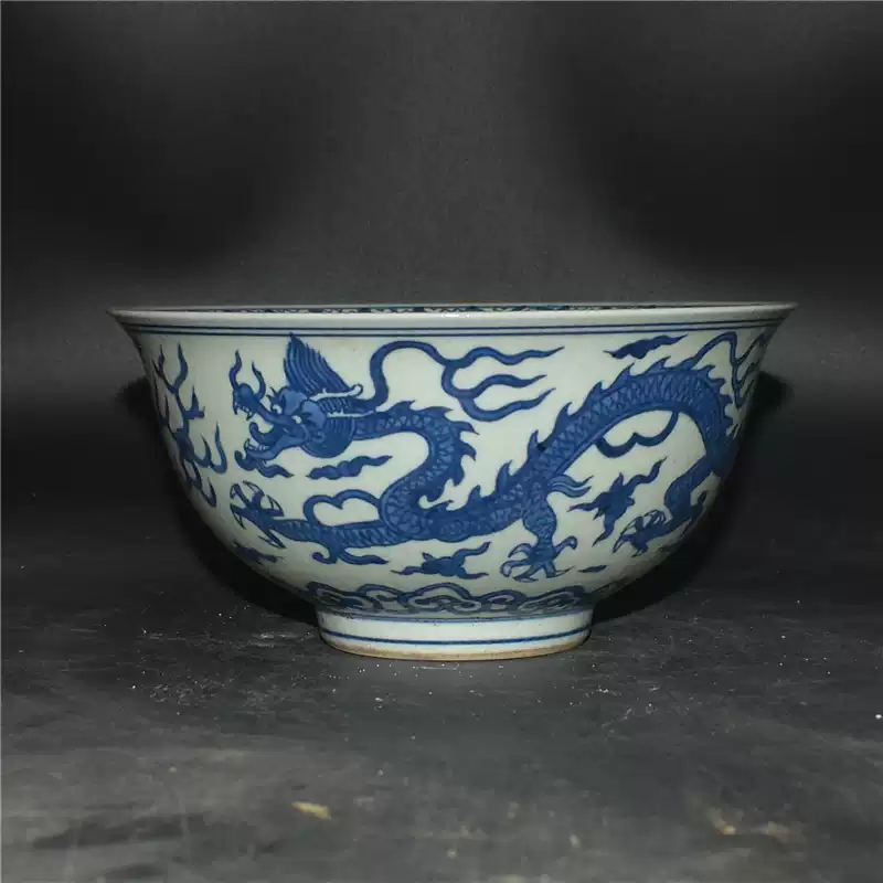 中国古美術品　宋の時代　湖田窯 影青釉刻花　茶碗 宋代湖田窑影青釉开片手工刻花大碗古董老货仿古瓷器精品老窑收藏