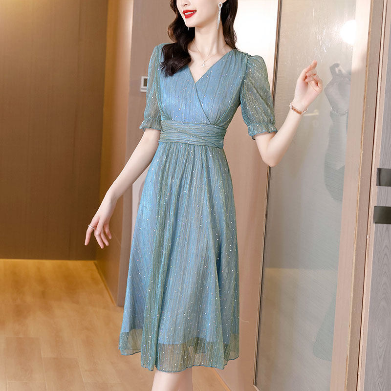 Mom acetate Ocean dress 2022 New summer middle-aged temperament Yuanyuan high-end 35-45 Women in a summer dress