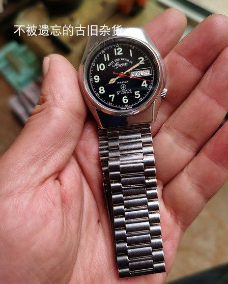 Automatic male watch for gas needles