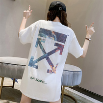 White T-shirt woman 2022 Summer new graffiti Arrow printed loose with long style undershirt pure cotton short sleeves
