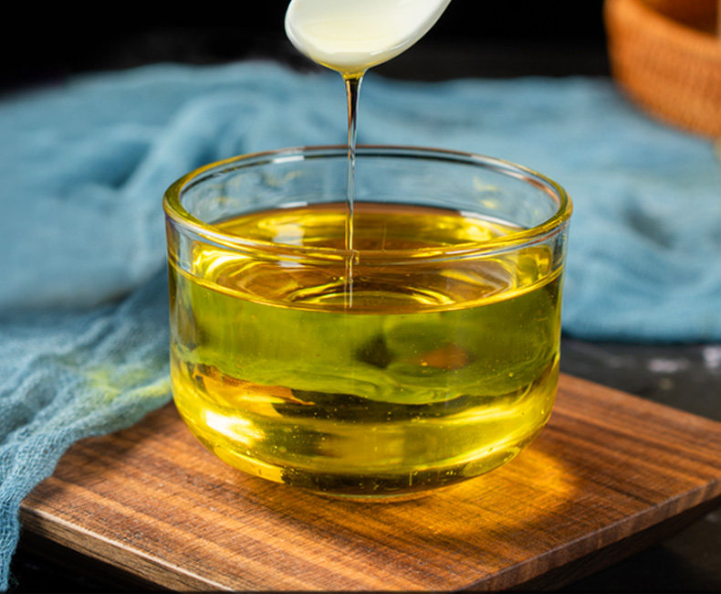 Pure Litsea Cubeba Chili and Mountain Pepper Seed Oil Seasoning 130ml*1 bottle