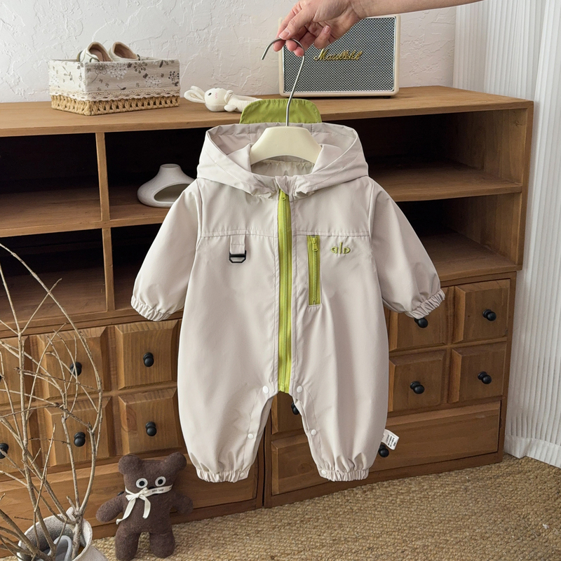 Baby Clothes for Spring and Autumn 2026, New Korean Style Fashionable Outerwear for Boys, Super Cute Windproof Hooded Jacket