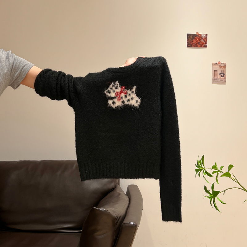 Xia Zhen's Beautiful Round-Neck Short Knitted Sweater for Women, Autumn Cute Puppy Design, Soft and Slim-Fit Long-Sleeve Casual Top Xia Zhen's Beautiful Round-Neck Short Knitted Sweater for Women, Autumn Cute Puppy Design, Soft and Slim-Fit Long-Sleeve Casual Top
