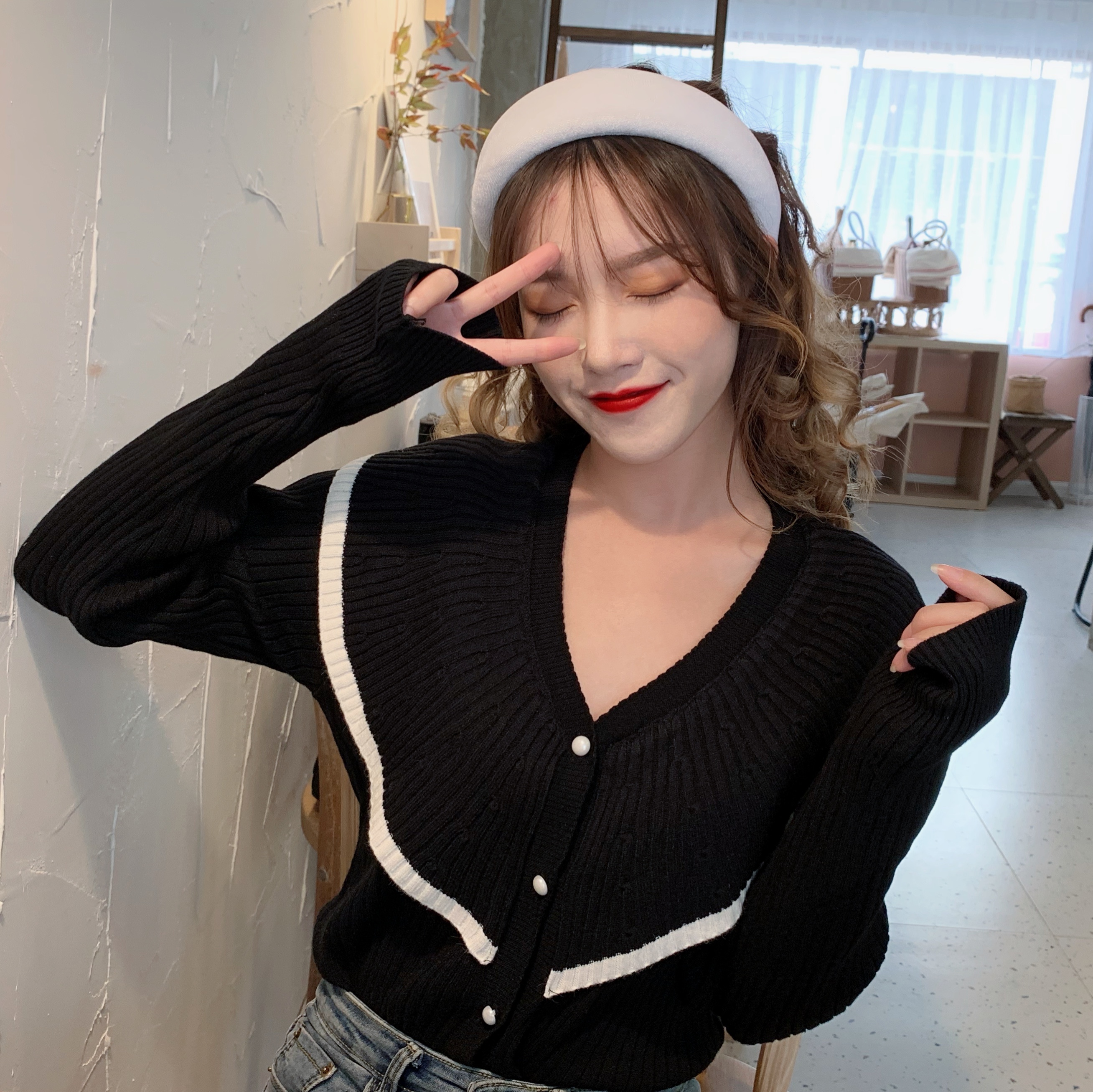 VK旗艦店 韓版新款顯瘦修身撞色娃娃領長袖上衣