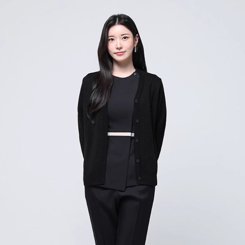 Korean Style Beauty Hospital Nurse Uniform Short-Sleeved Plus Size Sweater Doctor Uniform V-Neck Knitted Cardigan Plus Size Coat