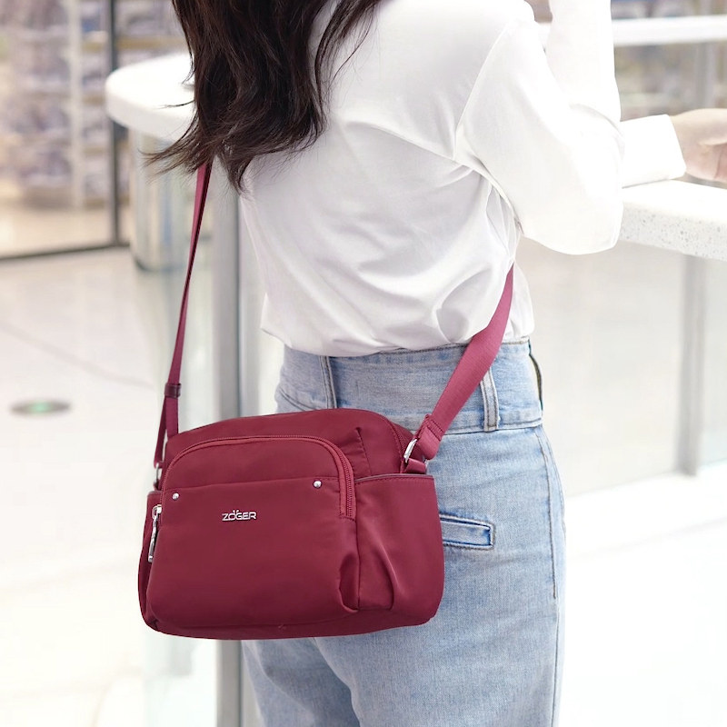 Bag Pack woman 2021 new Korean version Sloping Shoulders Bag Light 100 Hitch Yody Fashion Single Shoulder Oxford Cloth Middle-aged Mom Bag