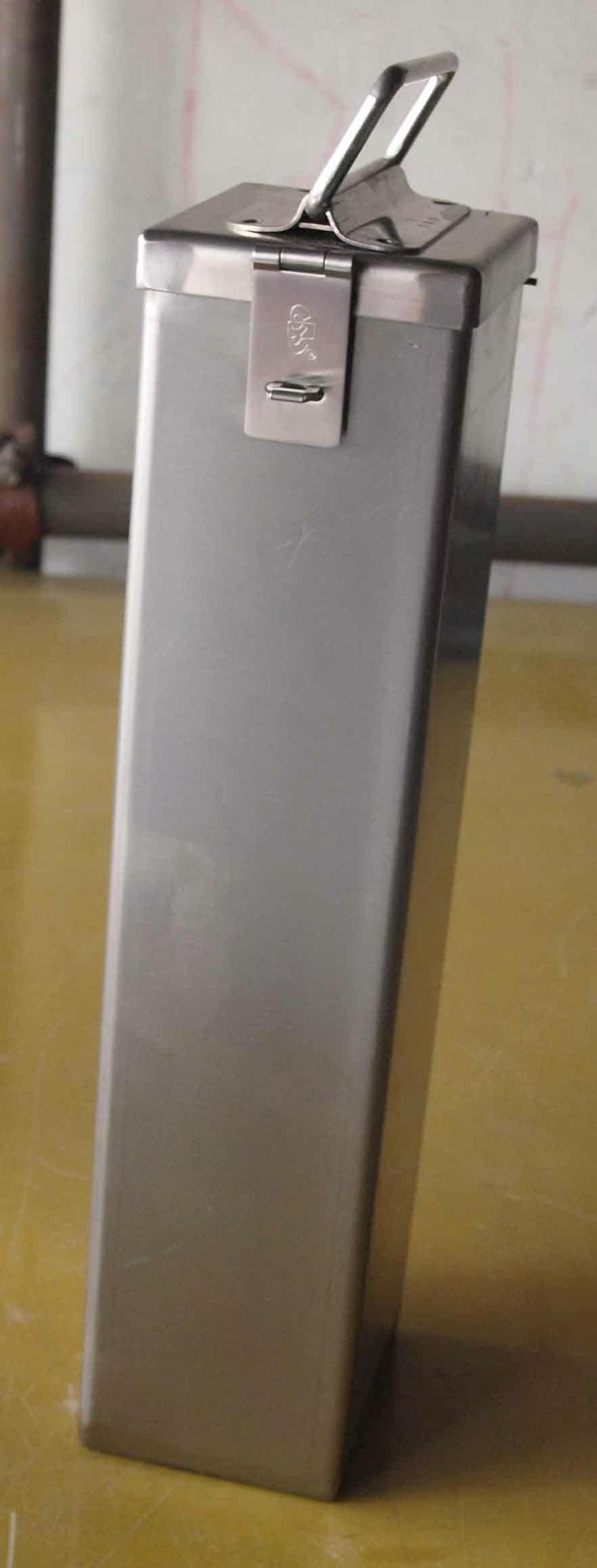 32 stainless steel battery case upright with handle lithium battery case Lithium electric housing lithium battery protective waterproof case