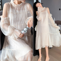 Pregnant women net red suit 2022 spring new temperament super fairy dress cover belly does not show off shoulder mesh skirt summer