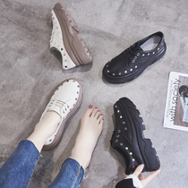 British style small leather shoes women 2019 new spring Korean version wild casual leather thick-soled muffin rivet single shoes tide