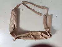 Желтые игральные кости, пуля