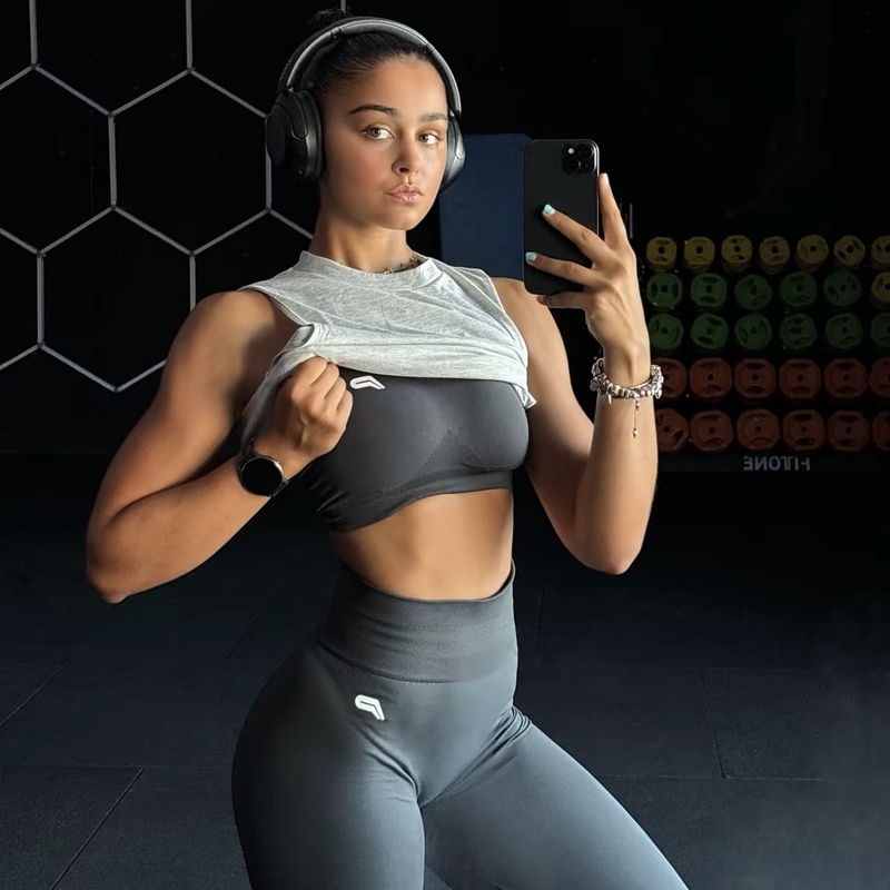 Close Your Eyes and Buy It! British Pursue Fitness Sports Fitness Yoga Running Loose Breathable Quick-Drying Vest Close Your Eyes and Buy It! British Pursue Fitness Sports Fitness Yoga Running Loose Breathable Quick-Drying Vest