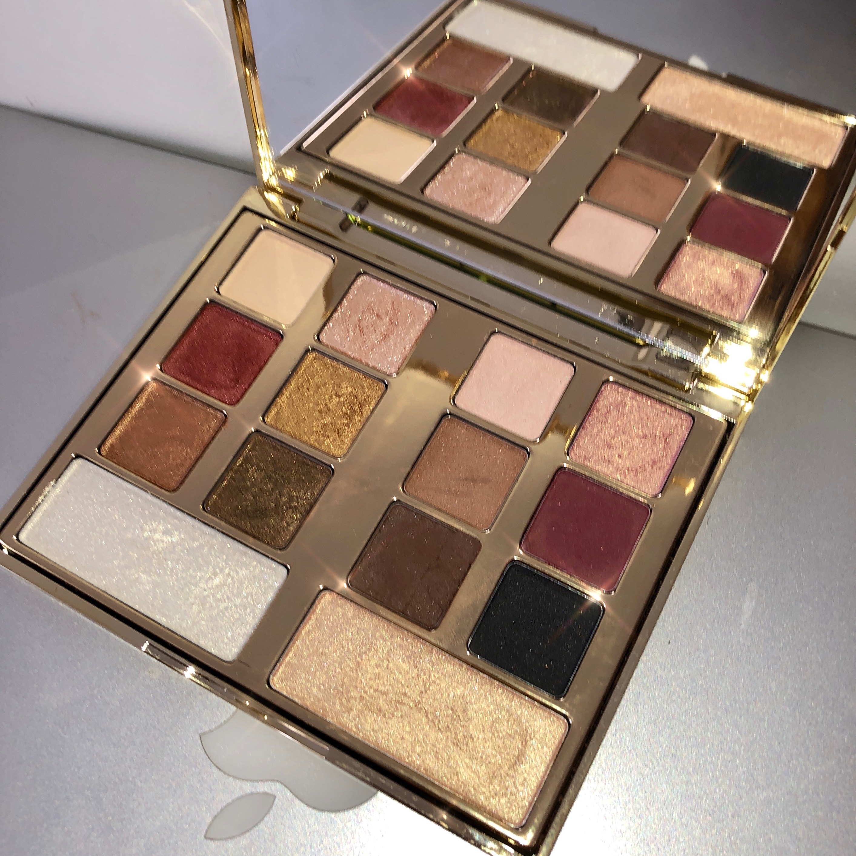 Milani mới mạ vàng ham muốn14 màu giới hạn nàng tiên cá hoàng hôn kim loại bóng mắt nổi bật đĩa trang điểm - Bóng mắt bảng mắt juvia's nubian