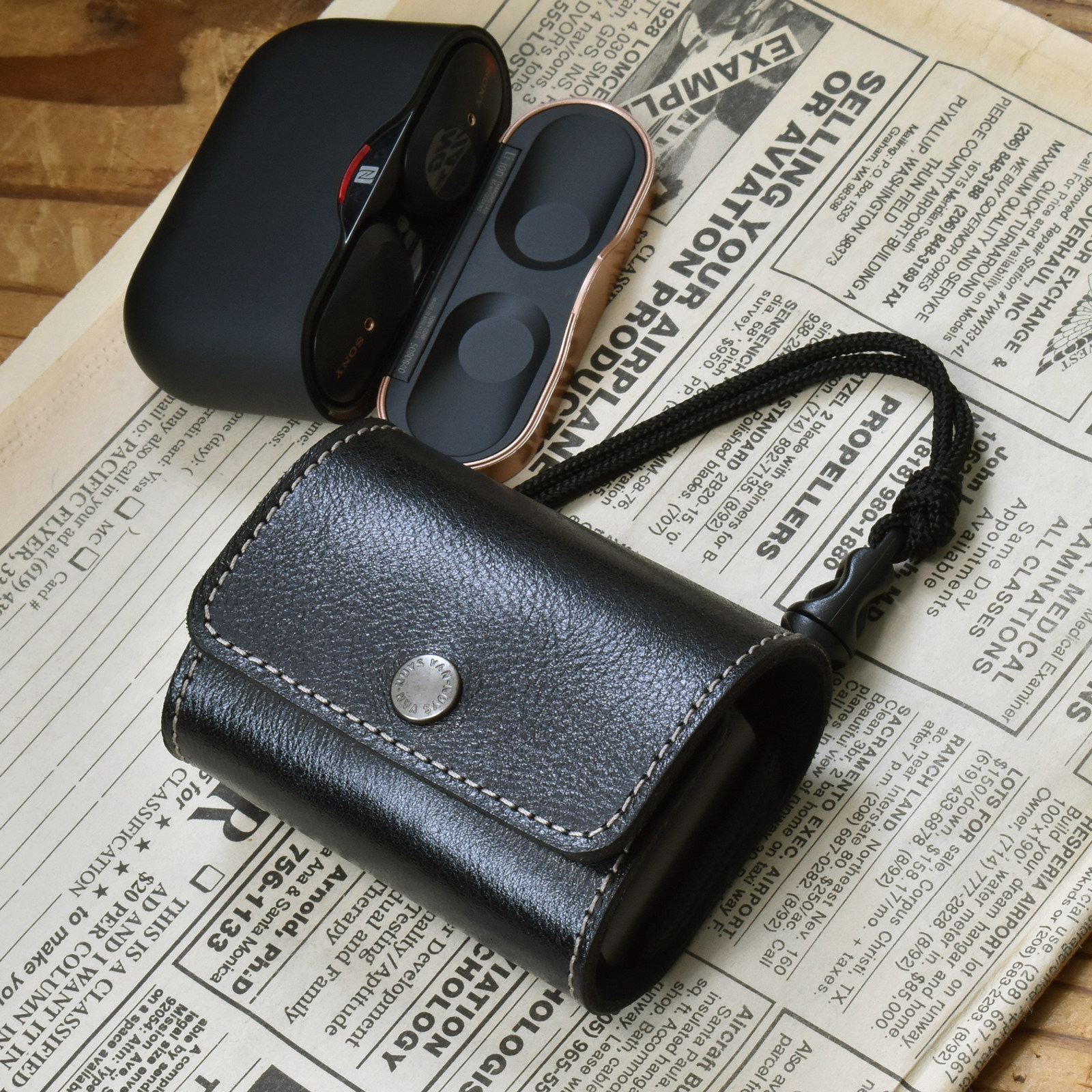 Japan VANNUYS BRAND APPLIES SONY SONY WF-1000XM3 PROTECTIVE SHEATH LEATHER POCKET CARRY-ON BAG