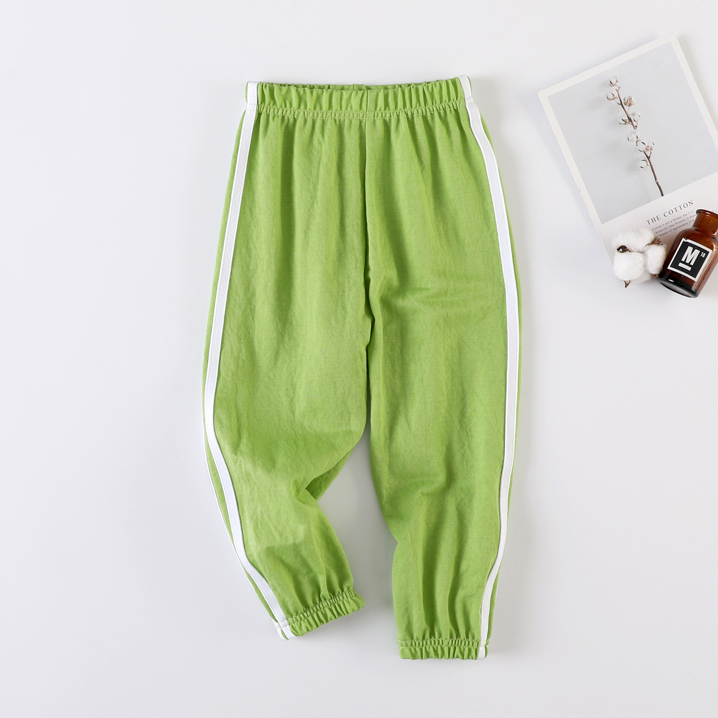 Childrens chống muỗi quần mùa xuân mới và mùa thu wearboys giản dị quần sweatpants bé gắn liền với bàn chân của quần lỏng lẻo.