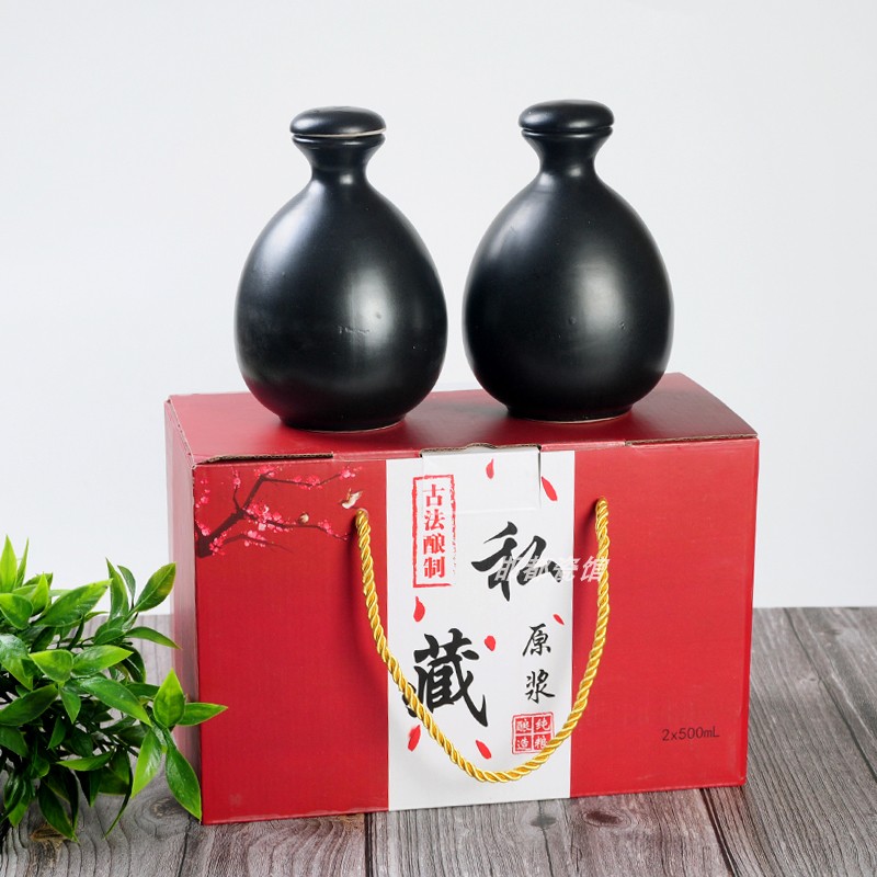 Ceramic retro liquor bottle empty bottle one pound bottle commercial gift box wine jar home wine jug custom hand grab bottle