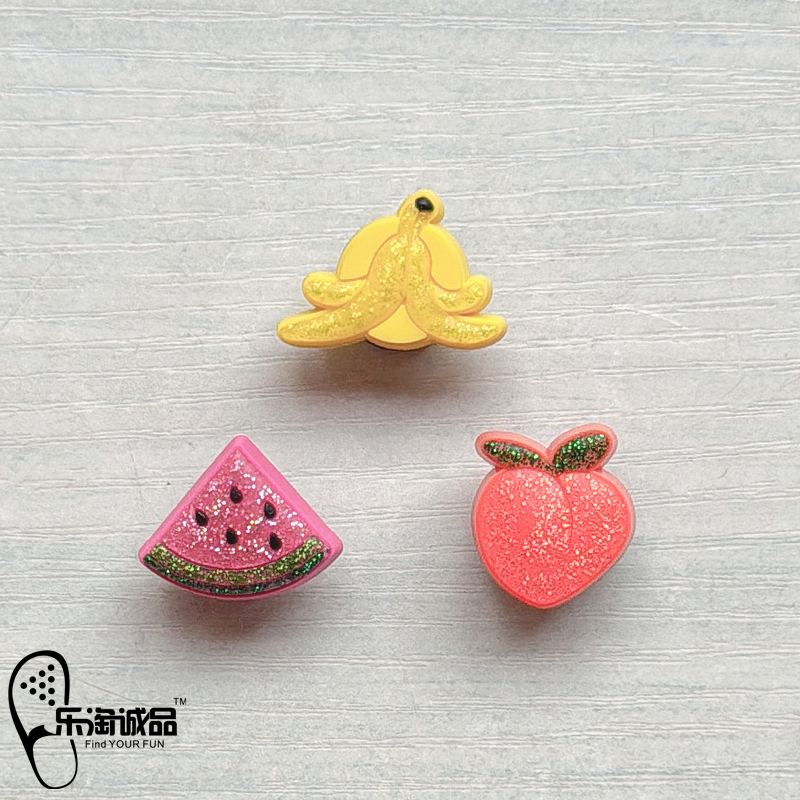 New Crocs Accessories Shoe Charms: Food-Themed Decorations, Shiny Watermelon, Banana, Peach Shoe Clips