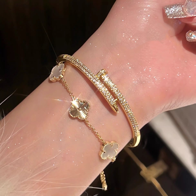 Sterling Silver Nail Bracelet for Women, Full Diamond-Studded, Open Design, 2026 New Model, Stackable, Light Luxury, Niche, Exquisite, High-End Mother-Of-Pearl Bracelet