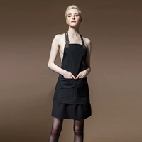 Черная висящая шея короткая