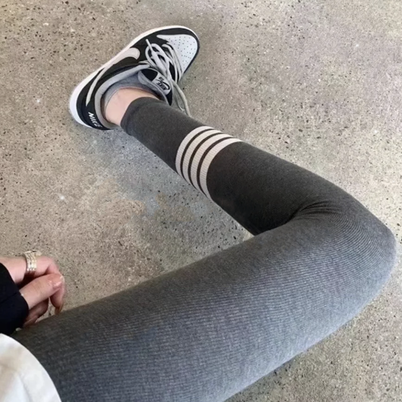 22 spring autumn new four bar tb elastic inside lap pants gush warm 90% tight close-up waist lifting hip Barbie pants woman