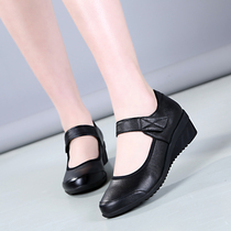 Four seasons of red dance shoes in soft soles with adult square dance shoes middle and old mother dancing girl shoes comfortable