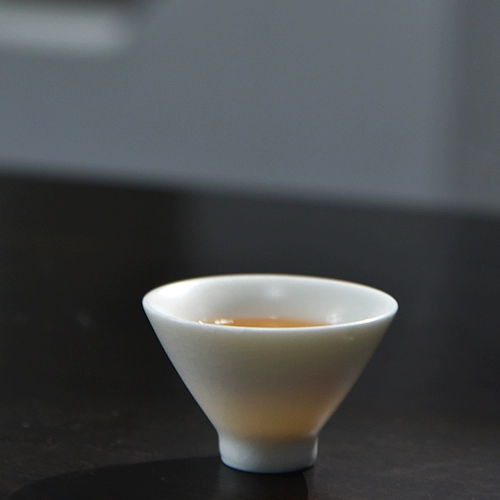 Слоновая кость белая керамика главная чашка чашка чашка стакана Кунг -фу чайная пленка ru Kiln маленькая чайная чашка чайная чаша Дом использует ру фарфор