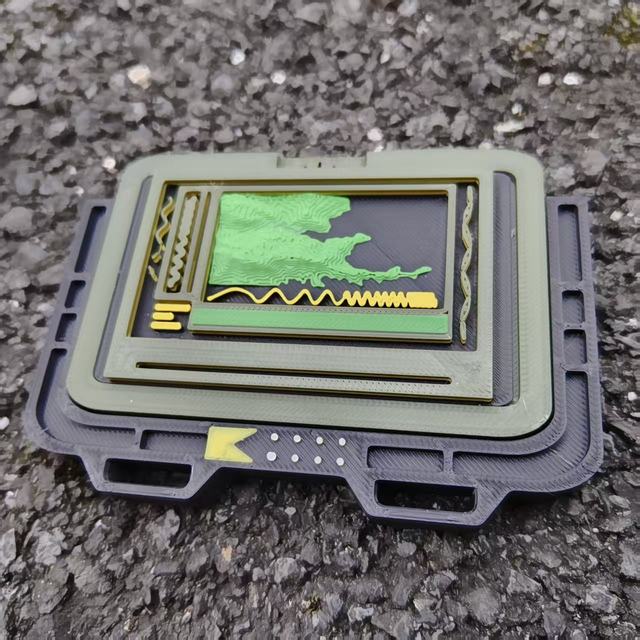 Delta Force Game Peripheral Military Control Terminal Magnetic Opening and Closing Physical Model Cosplay Prop Haki Claw