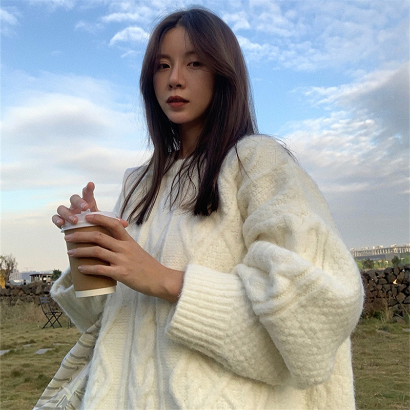 Plus Size Women's Clothing, New Autumn and Winter Sweaters for Fat Women, Age-Reducing, Loose, Lazy Style, Korean Version, Thickened Cable Knit Tops 100kg