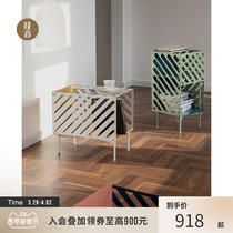 (Spot) squeal at ease in the cabinet Nordic iron art Edge Several lockers Living room Small tea table Bedroom Bedroom headroom