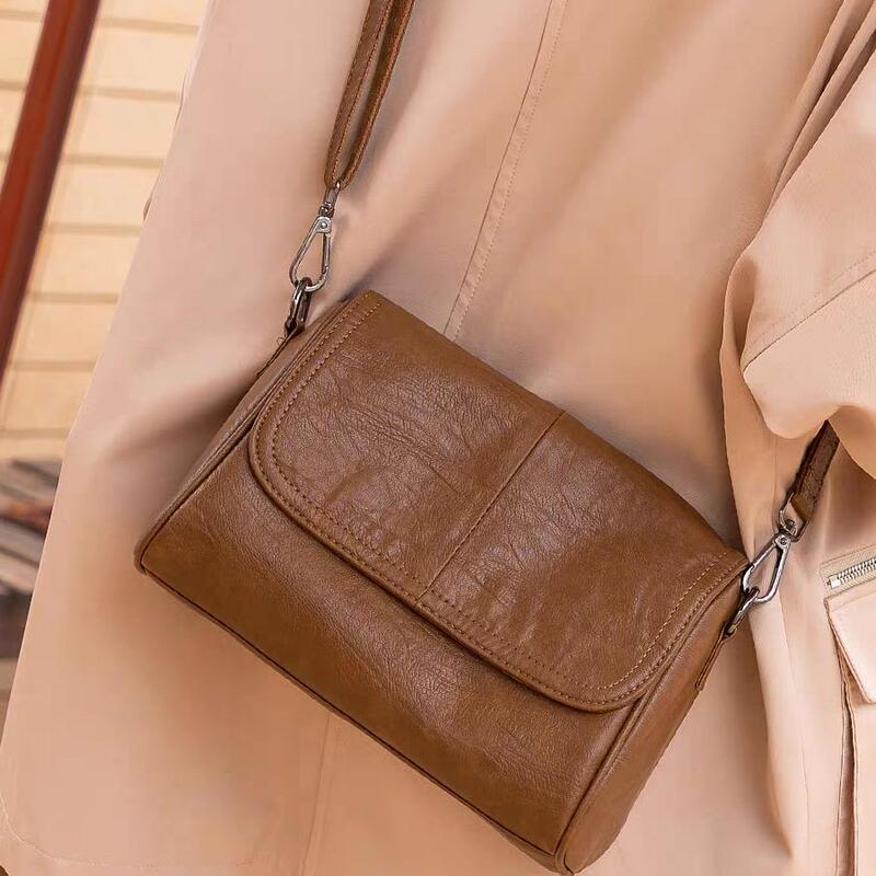 Anti Yishi This Year's Popular Soft Leather Pillow Bag Work Clothing Large-Capacity Armpit Bag Simple Retro Shoulder Crossbody Bag
