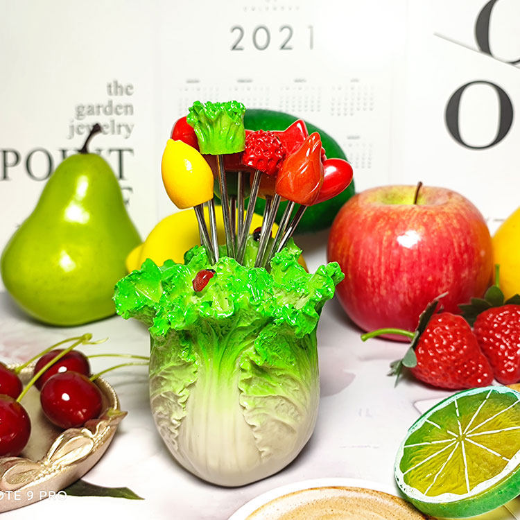 Household creative cute stainless steel fruit fork children's love cabbage strawberry European-style fruit stick fork set